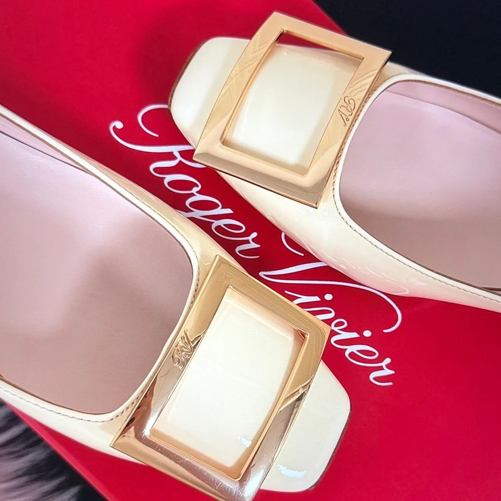 Roger Vivier Cream Square Buckle Mid Heel Pumps